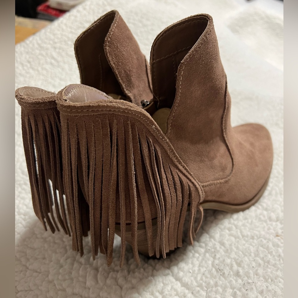 Jessica Simpson Suede Brown Booties. Size 8.5.